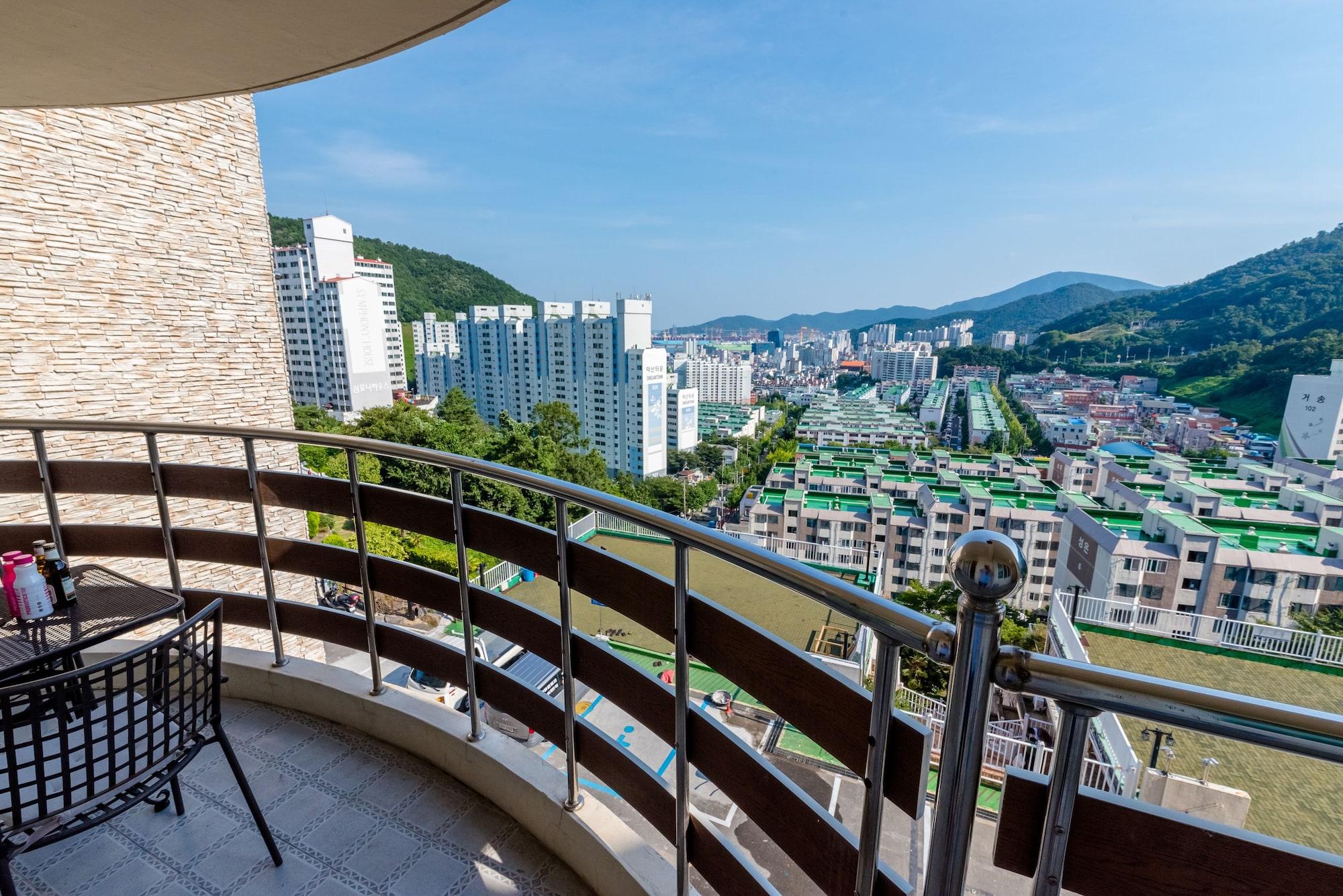 홈 포레스트 리조트 거제 외부 사진